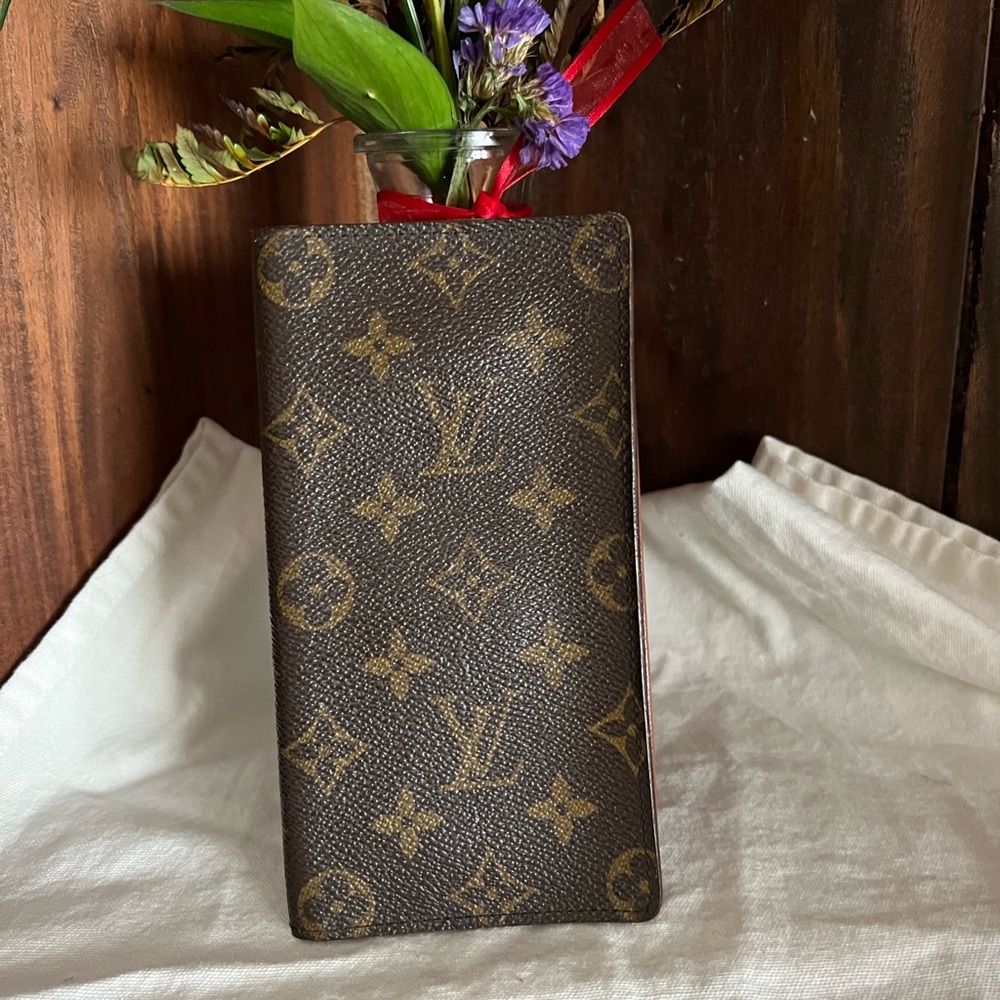 Louis Vuitton Brown and Tan Monogram Clutch